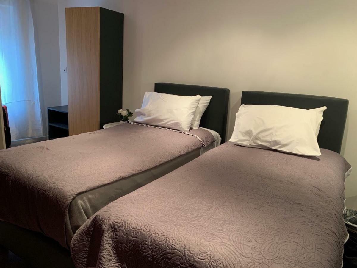 Hotel Hovi De La Mairie Ομπερβιλιέ Εξωτερικό φωτογραφία